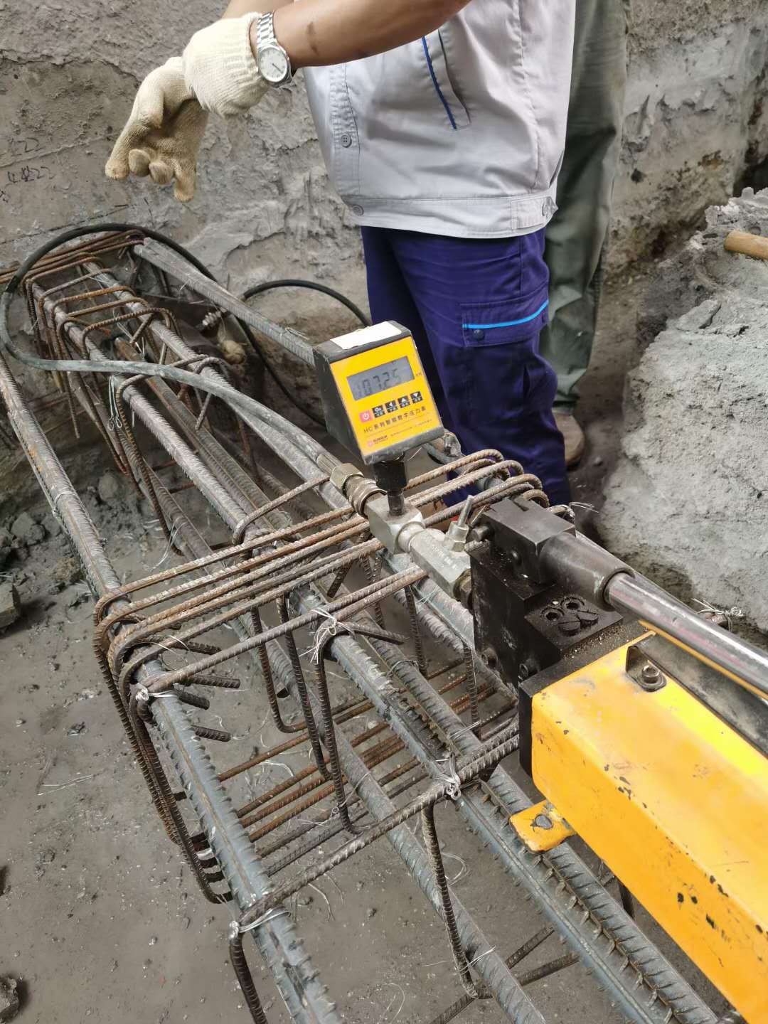 日喀则植筋加固公司按照施工规范完成施工